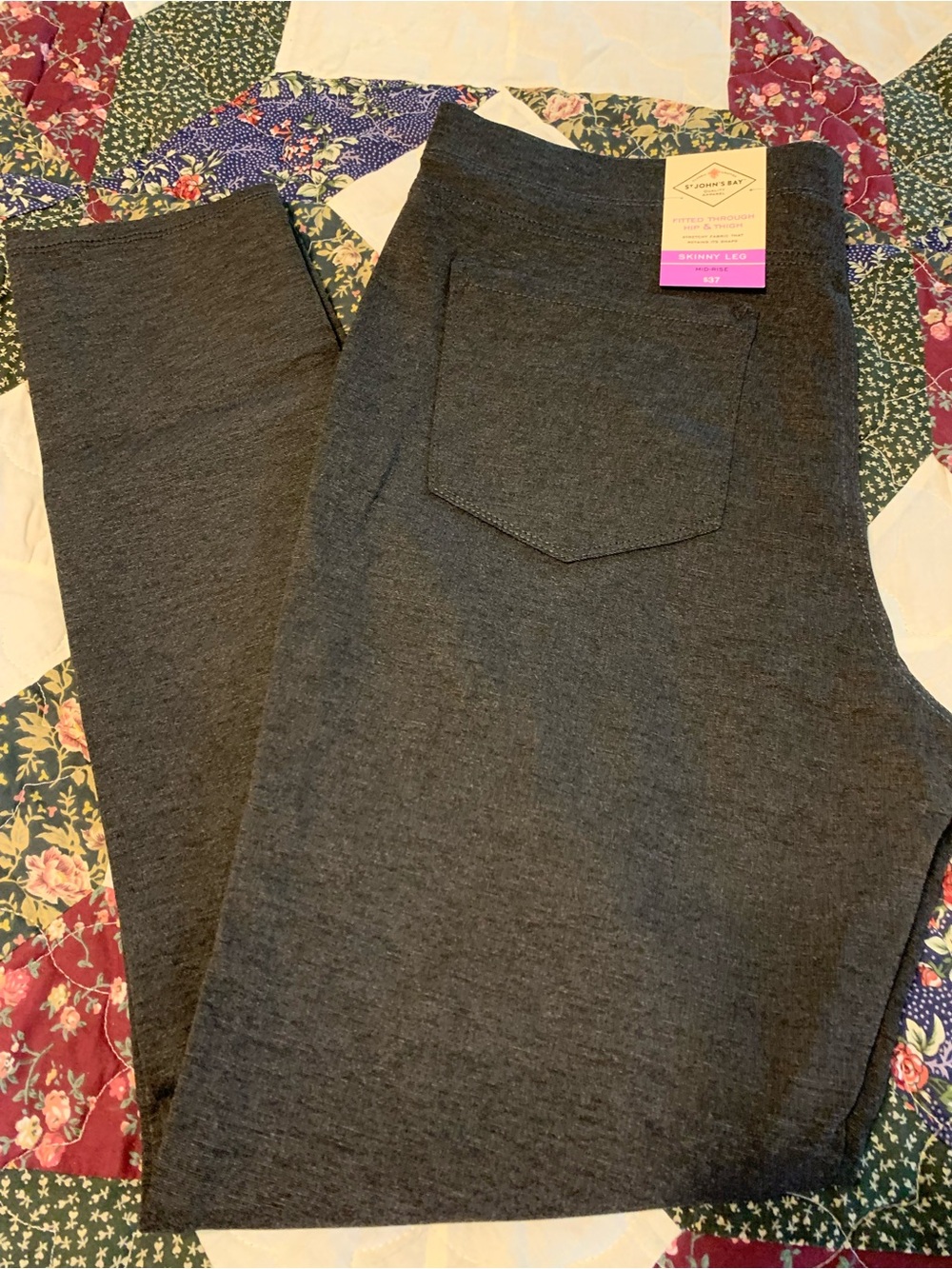 St. John's Bay Dark Gray Ponte Knit Leggings large